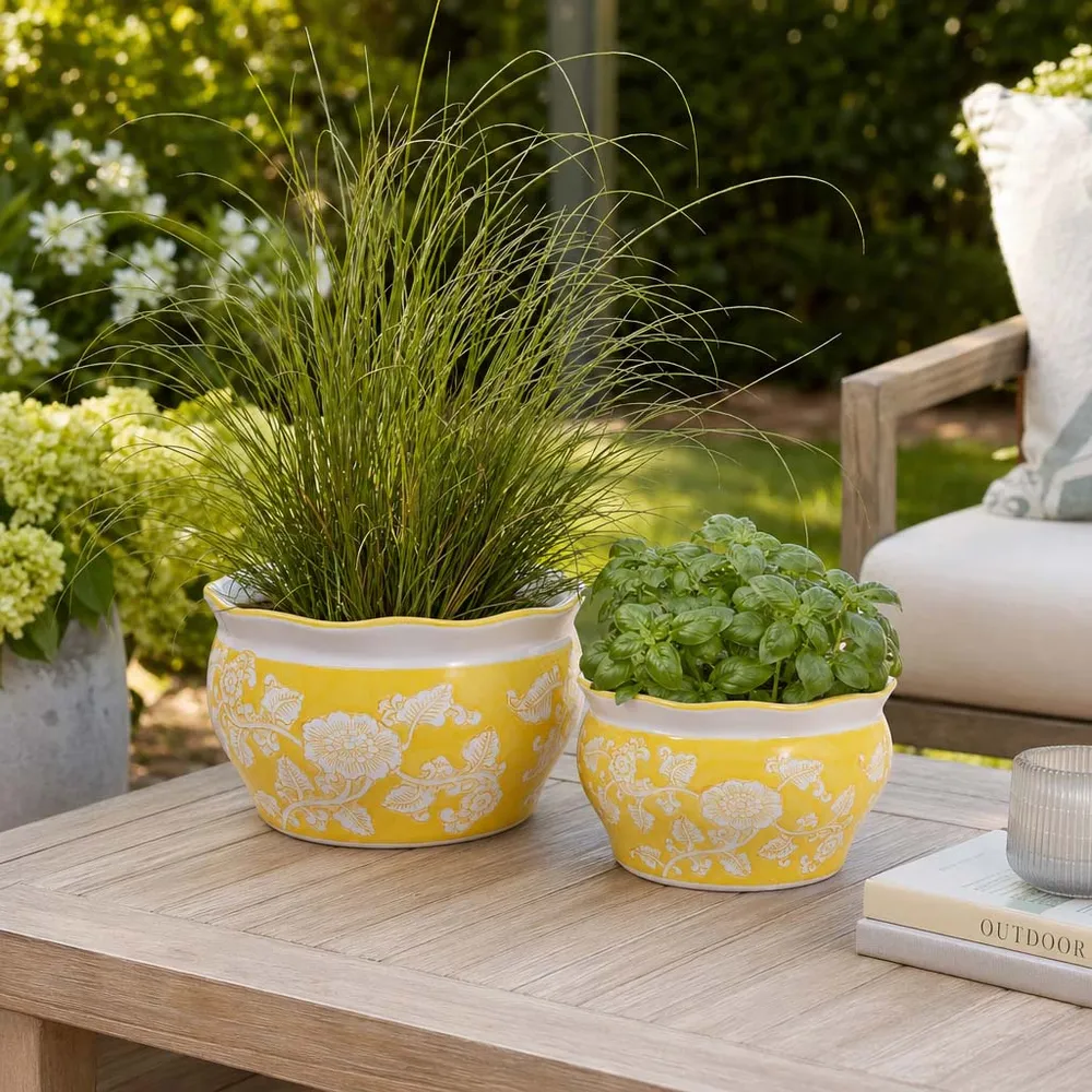 HENLEYDALE SET OF 2 YELLOW PLANTER 8 (IN)