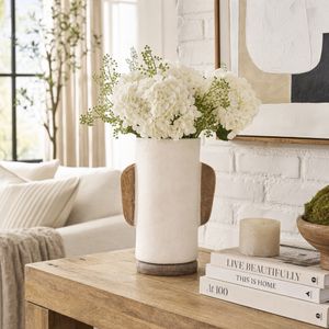 LONDONMORE IVORY VASE 13 (IN) 12