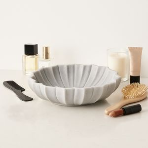 FINTONWIND WHITE TRAY 4 (IN) 11