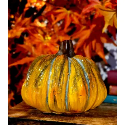 Golden Homestead Pumpkin 7x7x6in