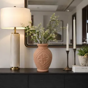 GAVIN RED VASE 11 (IN) 8