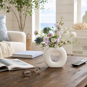 HANNAHLAND WHITE VASE 5 (IN) 2