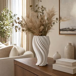 FULTONSHAW IVORY VASE 13 (IN) 5
