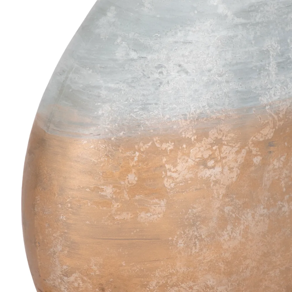 CLAYWORTH WHITE VASE 9 (IN)