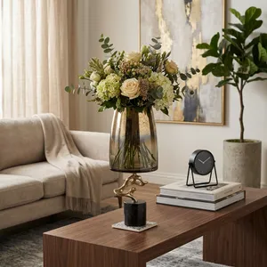 CARTERLAND GOLD GLASS VASE 19 (IN) 2