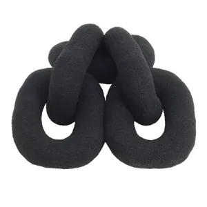 CLINTONWOOD BLACK PILLOW 4 (IN) 5