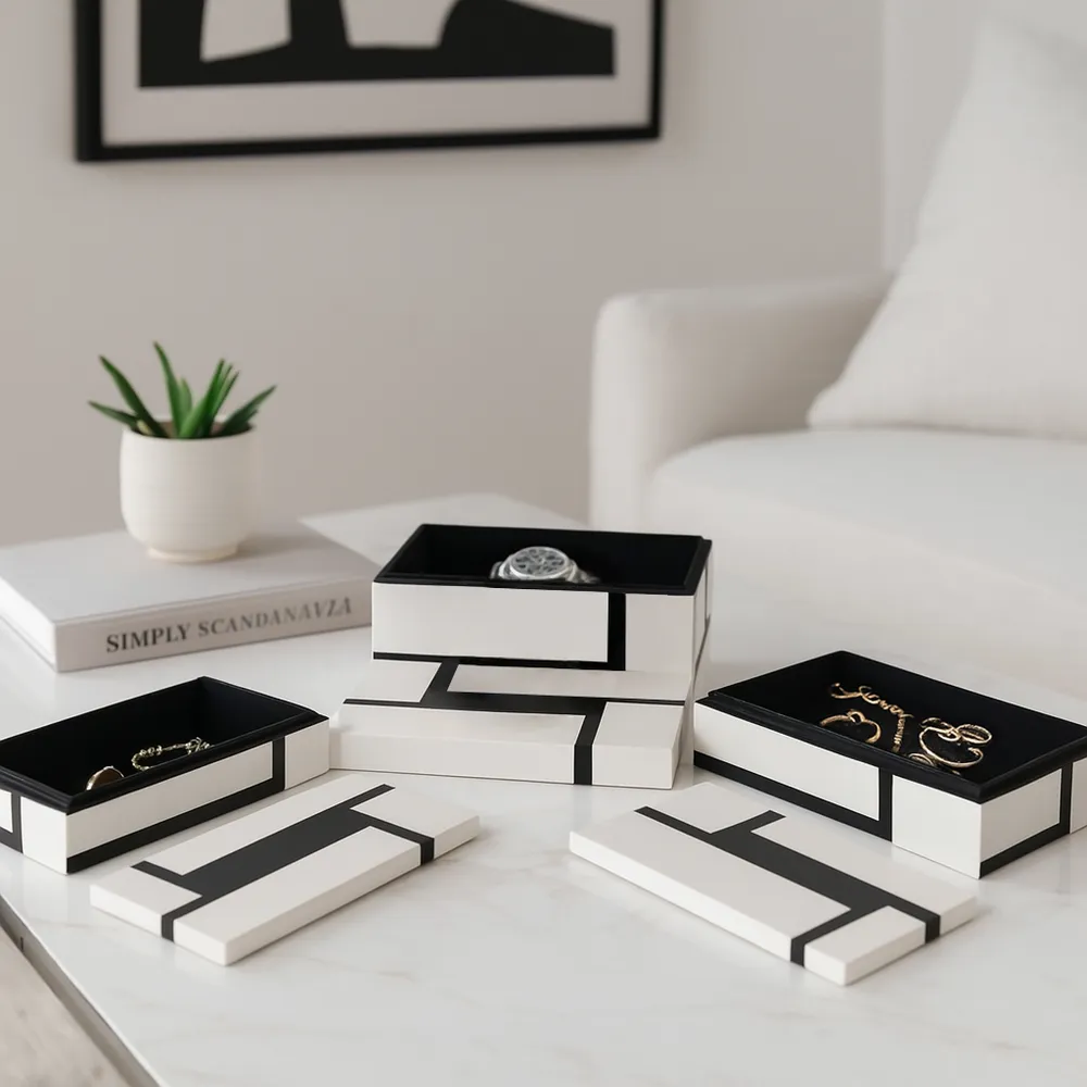 WALT SET OF 3 WHITE BOXES 4 (IN)