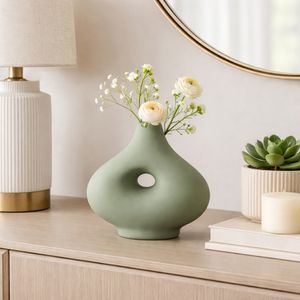 HORTONCROSS GREEN VASE 7 (IN) 13