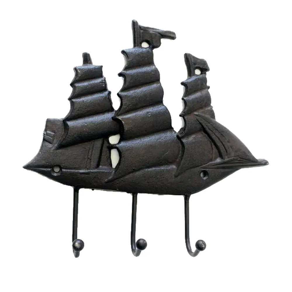 9" PIRATE SHIP W/ HOOKS