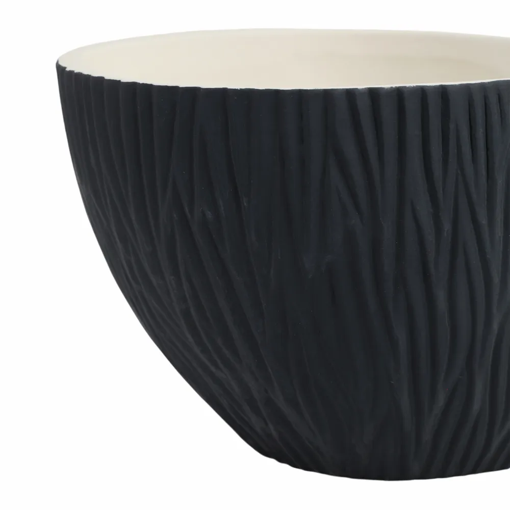 DERMOTFIELD BLACK BOWL 6 (IN)