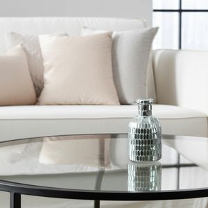 CEDARSHAW WHITE GLASS VASE 8 (IN) 11
