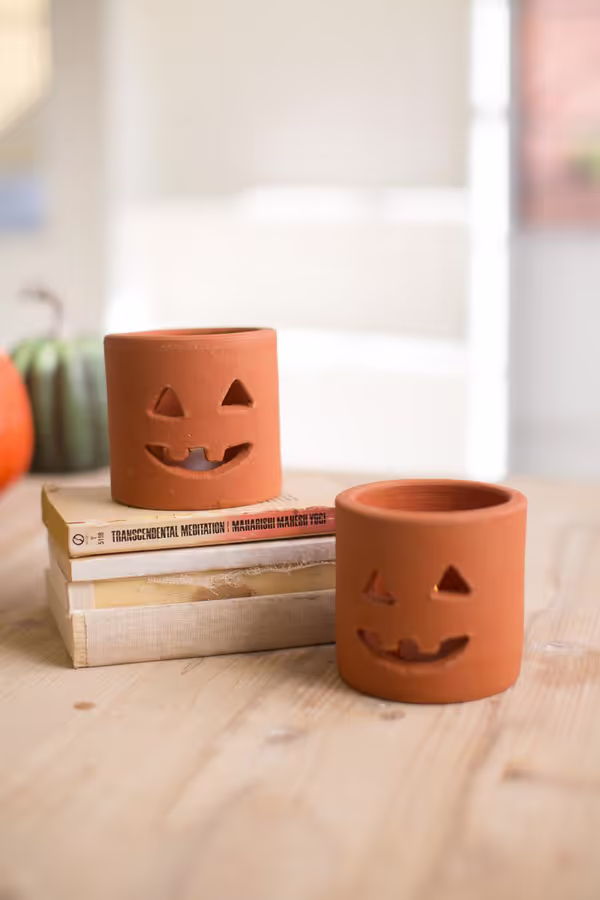 Short Terracotta Jack-O-Lantern