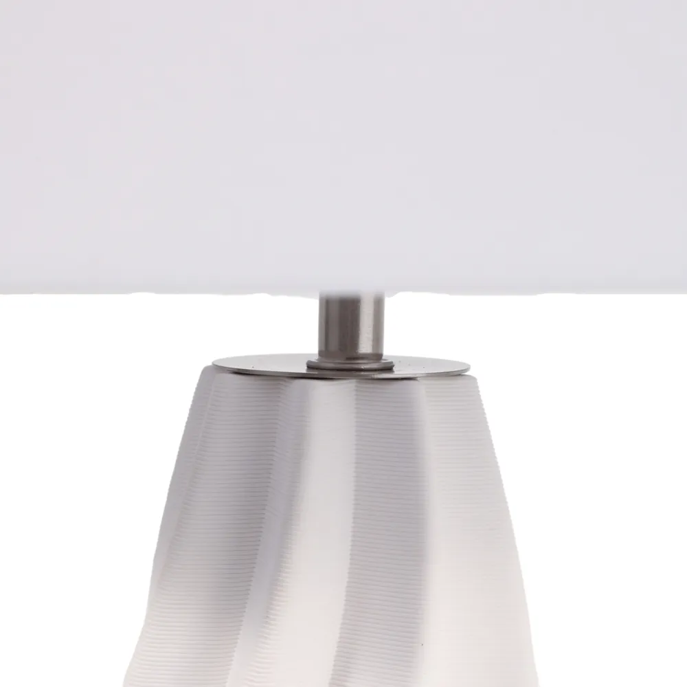 RIDERHAVEN WHITE LAMP 26 (IN)