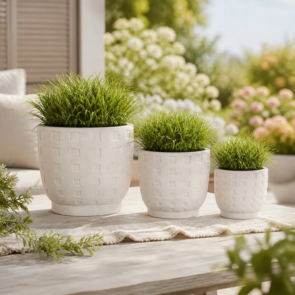 LEONABURN SET OF 3 IVORY PLANTER 9 (IN)