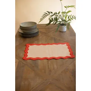 Ruffle Edge Placemat / Poppy 2