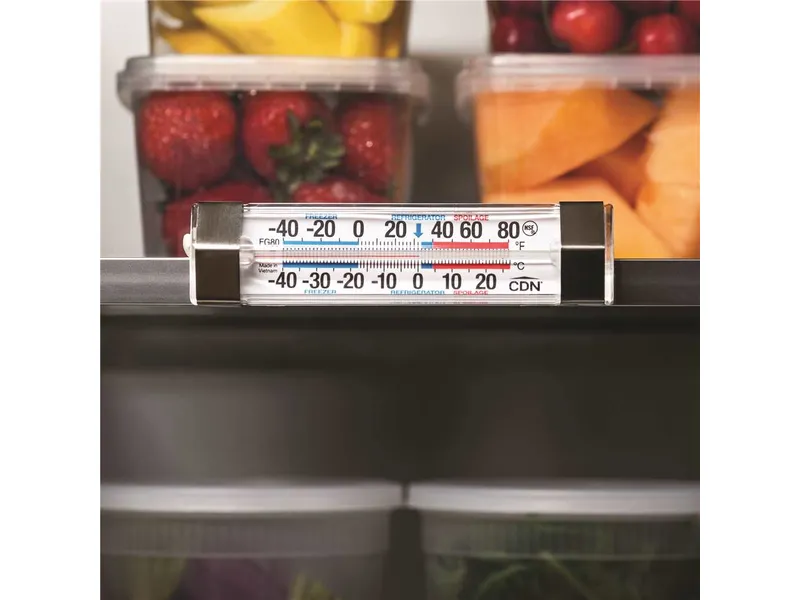 CDN Thermometer, Column Fridge/Freezer ProAccurate 4