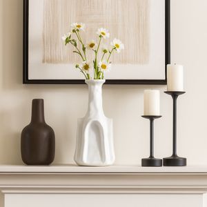 DAWSONWELL WHITE VASE 14 (IN) 12