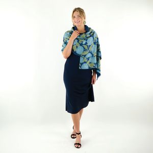 Chrysanthemum Flower Blue Reversible Wrap 4