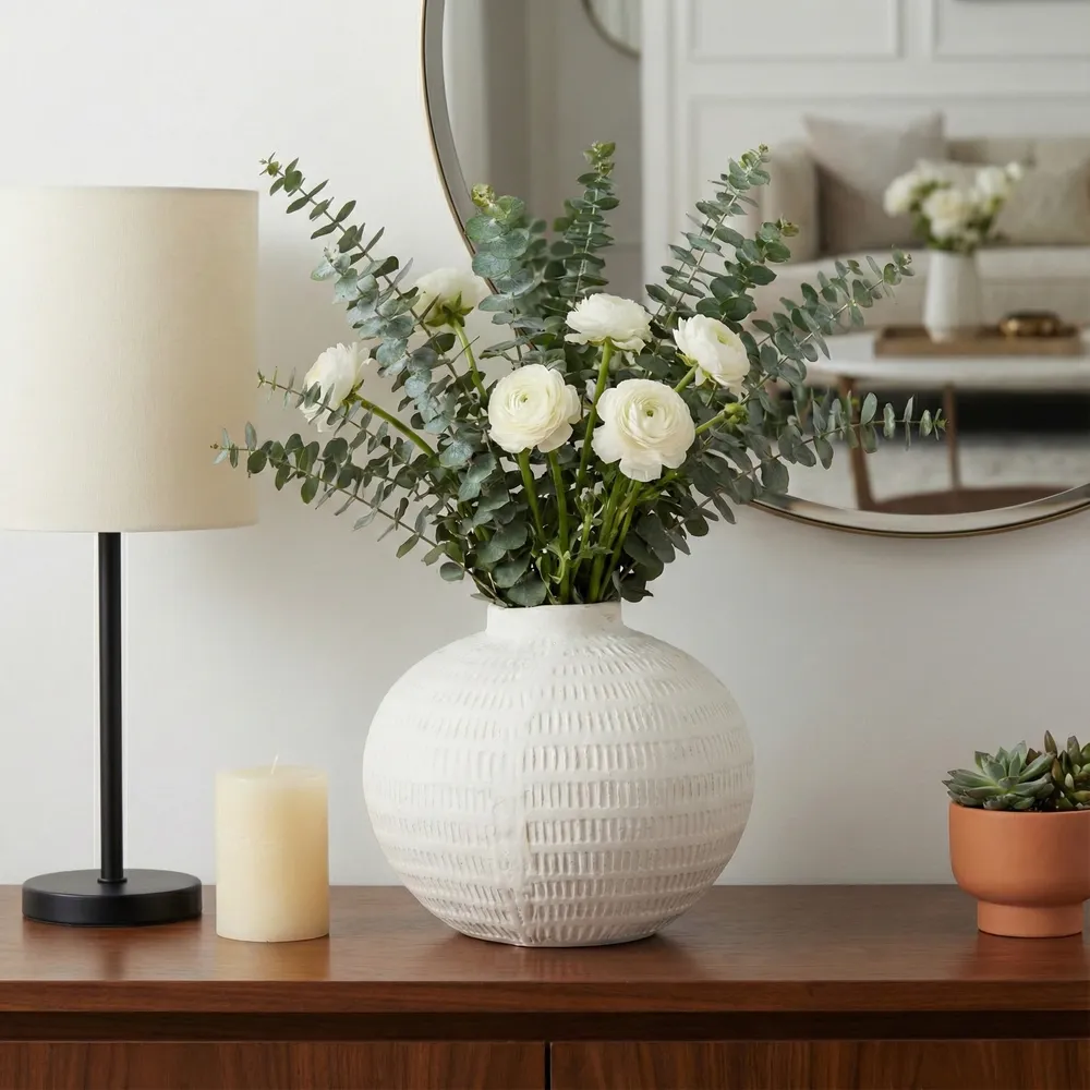 SAMSONLEY WHITE VASE 10 (IN)