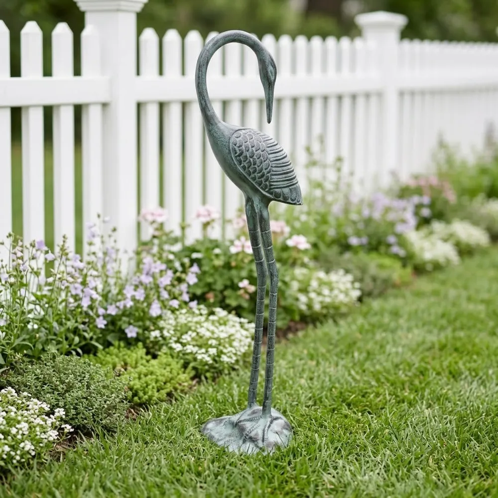 CASPERWICK BLUE GARDEN STATUARY 31 (IN)