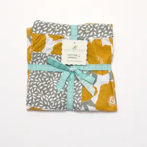 Icelandic Poppies Gold Apron 8
