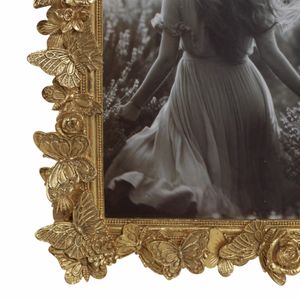 JADEGROVE GOLD FRAME 10 (IN) 7