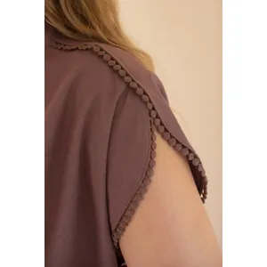 High-Neck Shortsleeve Blouse with Flat Pom-Pom Lace Detail / Mulberry 4