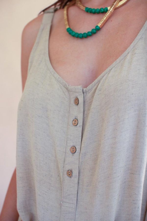 Adjustable-Strap Short Jumper with Front Pockets / Oatmeal