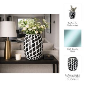 ALMABURN BLACK GLASS VASE 18 (IN) 9