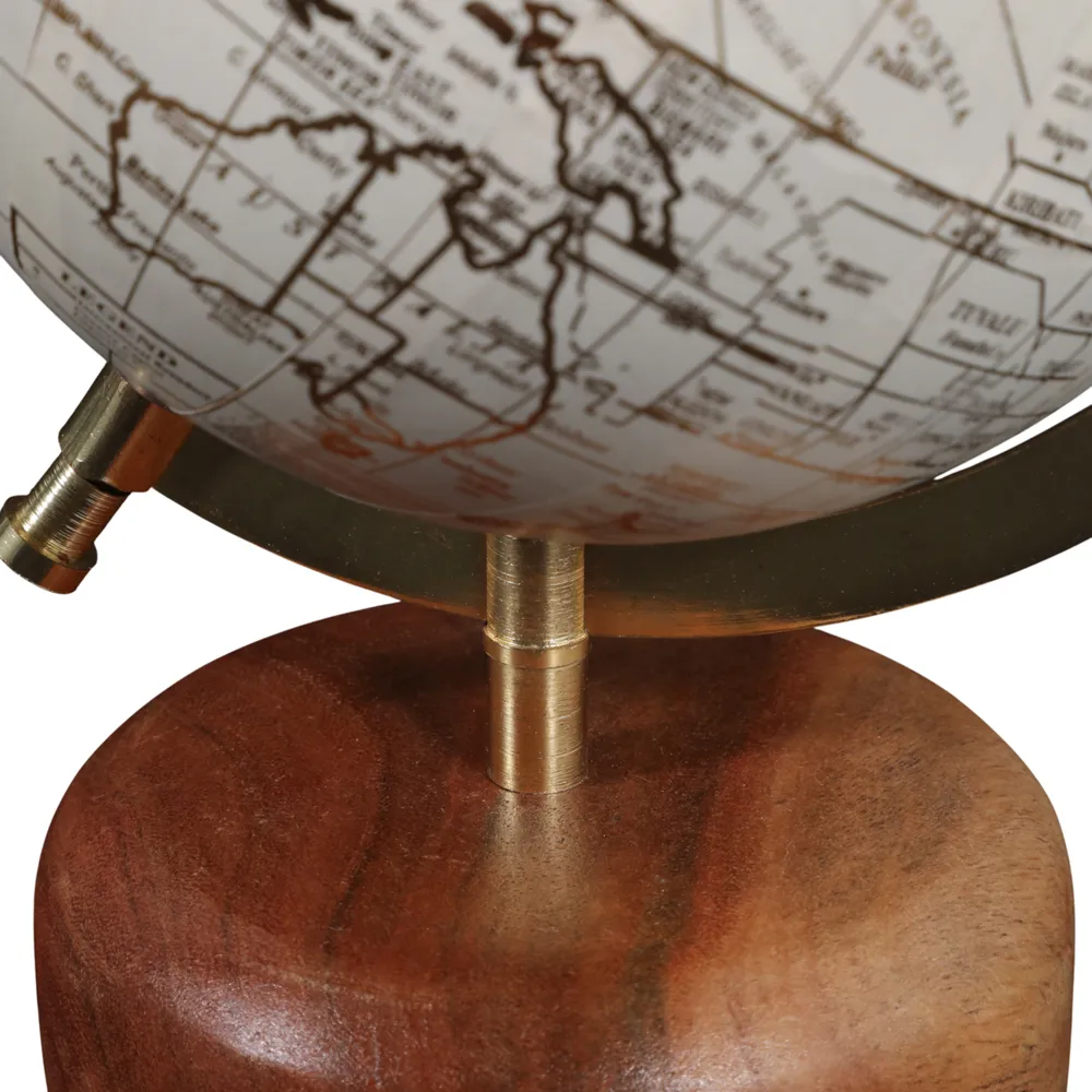 INGRIDDALE WHITE GLOBE 10 (IN)