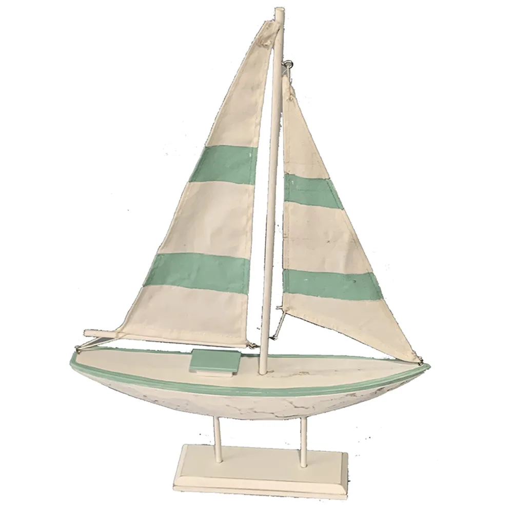 17" SAIL BOAT       GREEN/WHITE