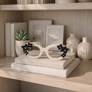 TRENTONFIELD WHITE DECOR 3 (IN) 13