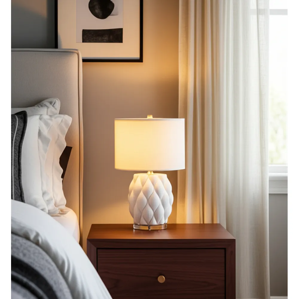 GRANGERMILL IVORY LAMP 24 (IN)