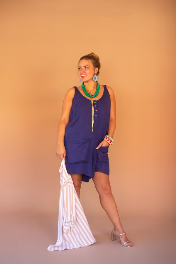 Adjustable-Strap Short Jumper with Front Pockets / Blueberry