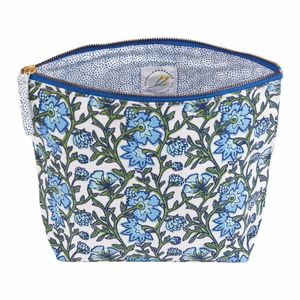 Sloane Large Essential Canvas Pouch 7