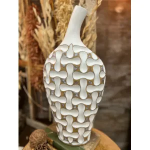 Puzzle Vase 18in 1