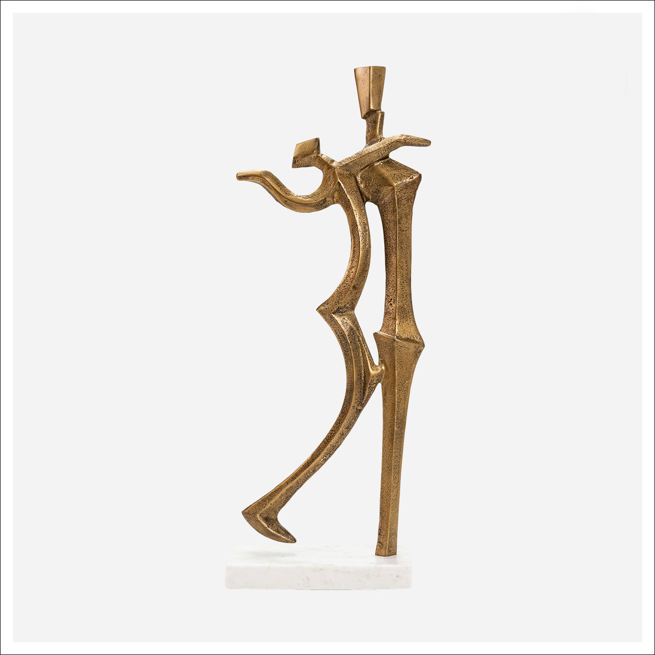 Lavara Sculpture