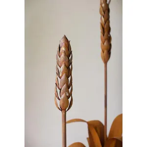 Set of 2 Rustic Metal Aloe Plants with Flowers 3