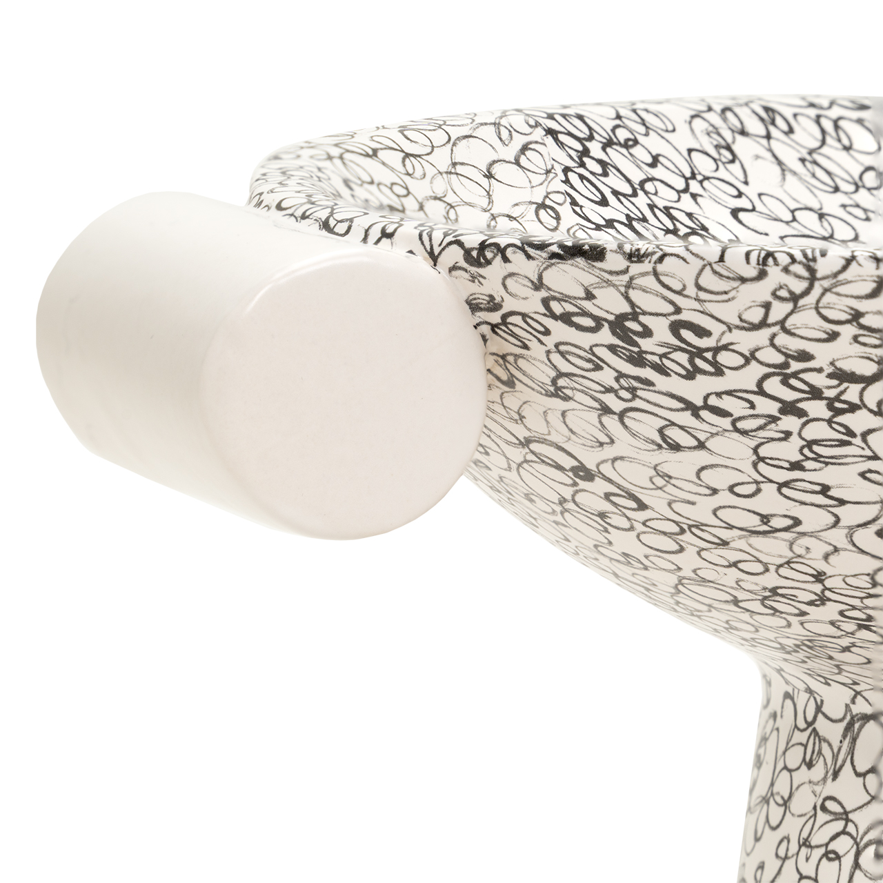 Leyton Vase 6