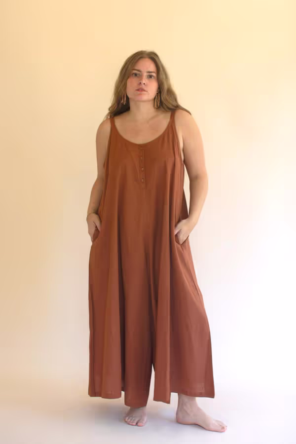 Adjustable Strap Flowy Jumper with Button Detail / Cinnamon