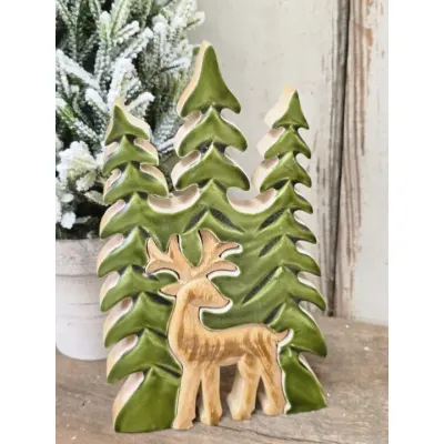 3D Reindeer with a Tree 10x6in
