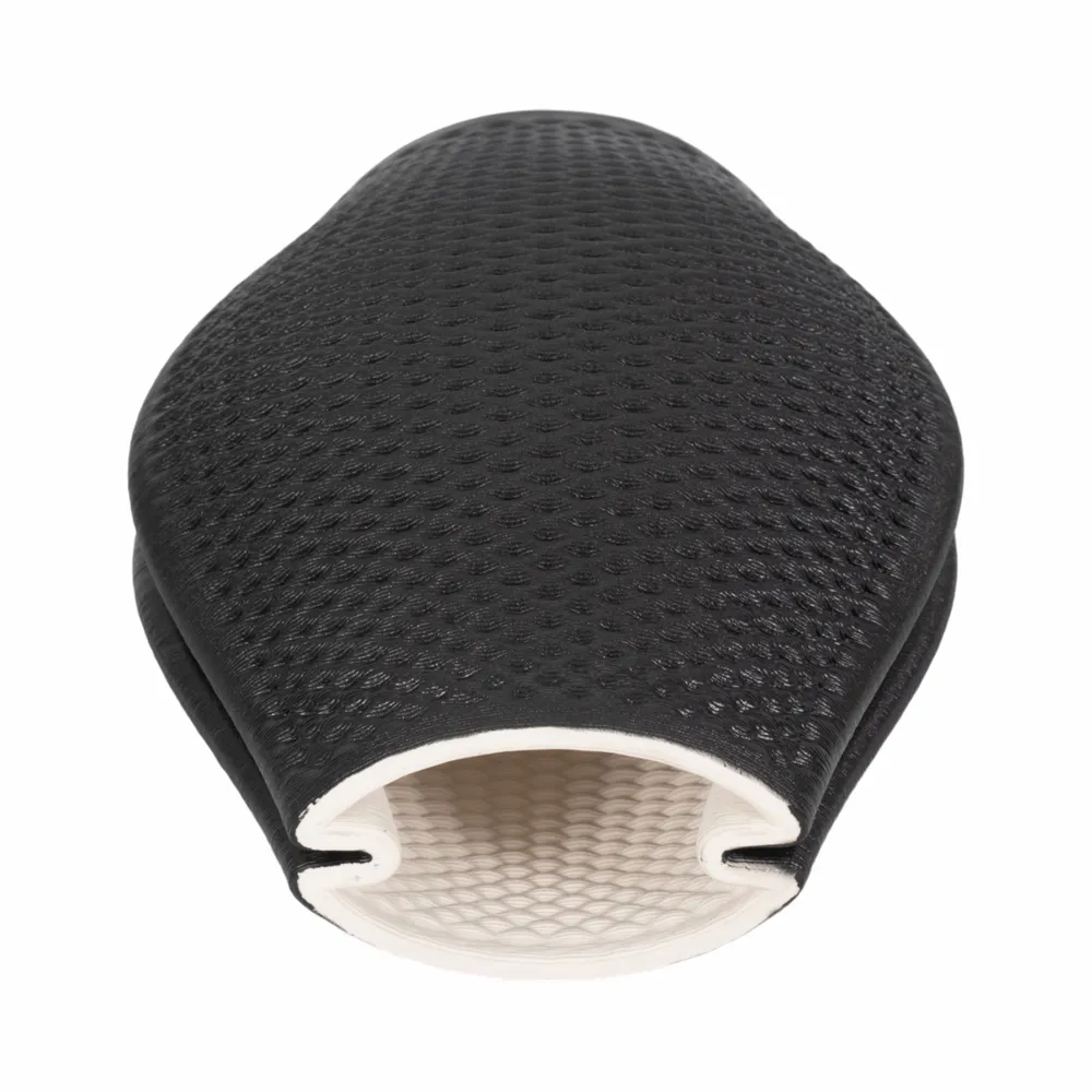 SKYLERSIDE BLACK VASE 11 (IN)