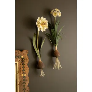 Set of 2 Painted Metal Flower Wall Sconces 3