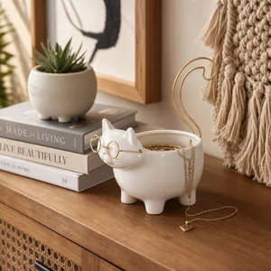 CARLINOAK WHITE TRINKET DISH 8 (IN) 2