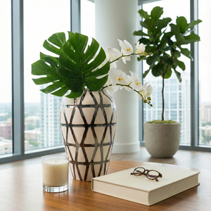 DEMPSEYSIDE IVORY VASE 16 (IN) 10