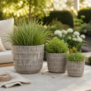 HOUSTONHAVEN SET OF 3 GRAY PLANTER 8 (IN) 10