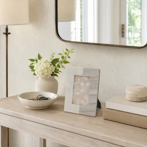 BEXHAM IVORY FRAME 9 (IN) 2