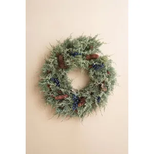 Artificial Juniper Christmas Wreath with Berries 4