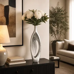COLVINRUN SILVER VASE 28 (IN) 12