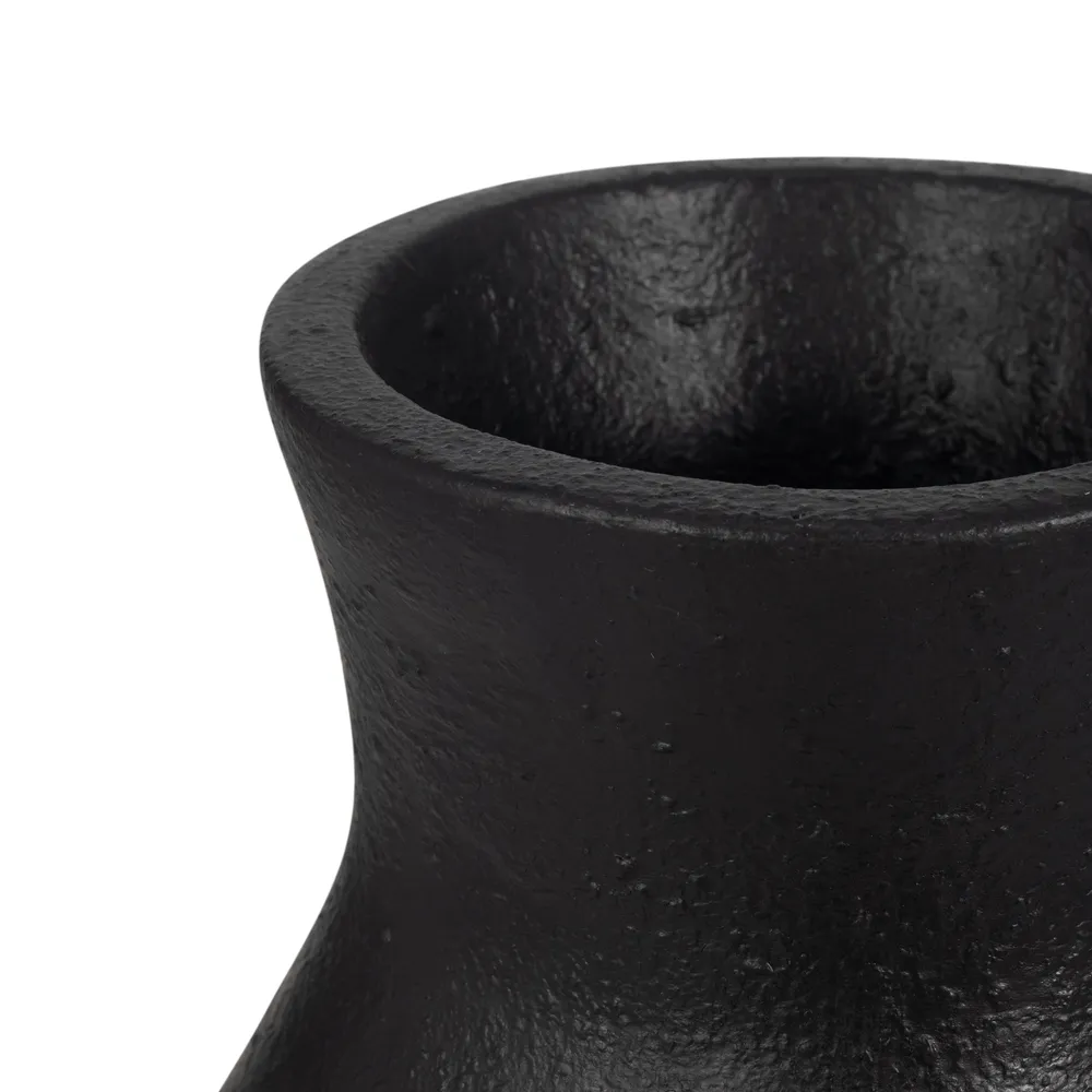 ETHANWIND BLACK VASE 19 (IN)